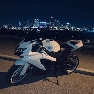 Meet your Posher, Dishal